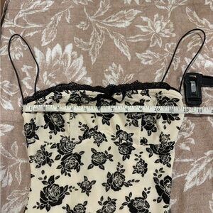 Floral Lace Trim dress - Black and Cream